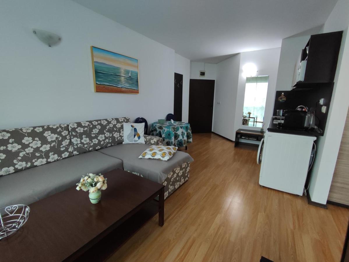 Прекрасен Апартамент С Изглед Към Морето Сарафово 1 Burgas Exterior foto